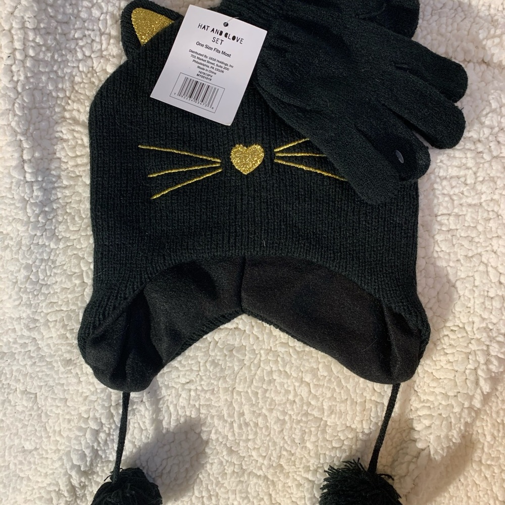 Cat beanie with gloves